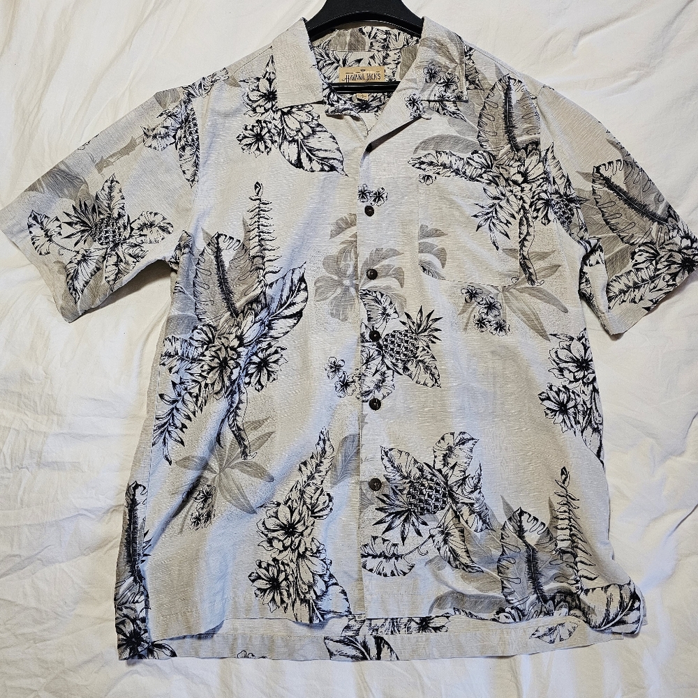 Havana Jack's Cafe Men's Gray Floral Hawaiian Silk Shirt